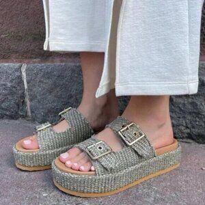 STEVE MADDEN Karrigan Womens Platform Sandals in Olive Size US 8